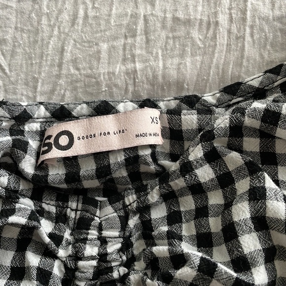 Gingham Pattern Middriff Top - Picture 3 of 4